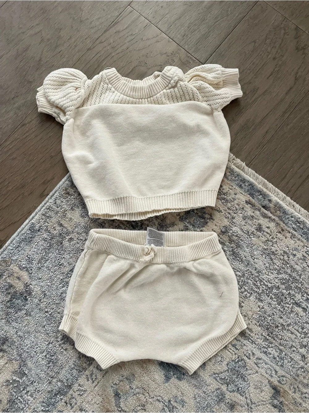 Jessica Simpson Cream Knit Puff Sleeve Top & Bloomer Set